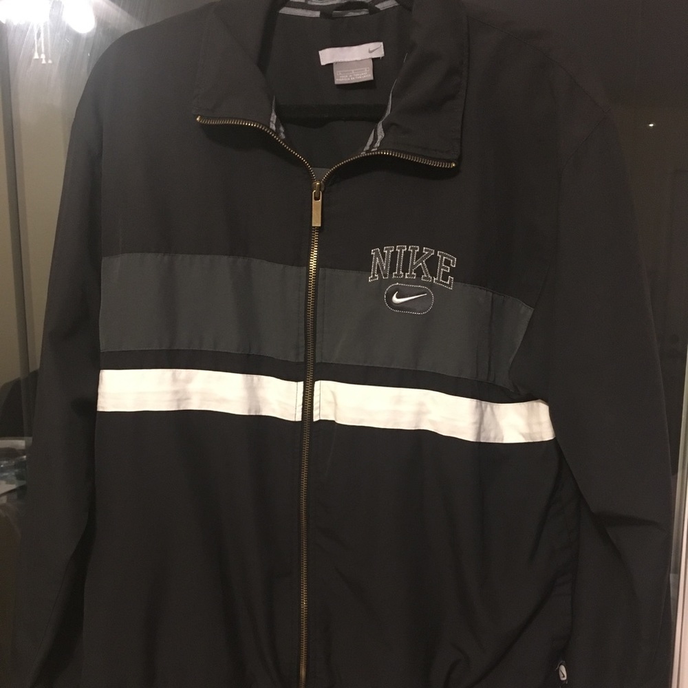 Nike jacket ✔️ size Large